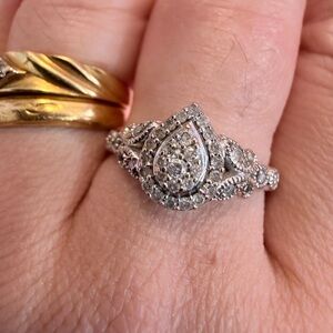 1/5 CT T.W Natural Diamond Pear Multi-Diamond Frame Butterfly Vintage-Style Ring